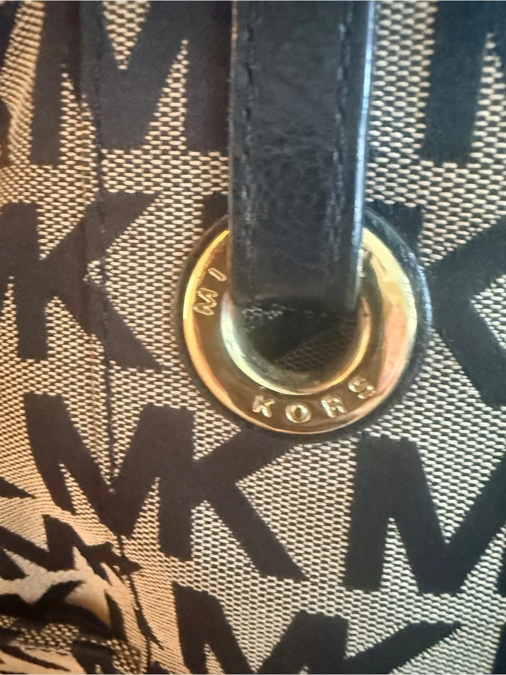 Michael Kors Jet Set Logo Tote canvas Beige & Brown MK Leather straps Good cond.